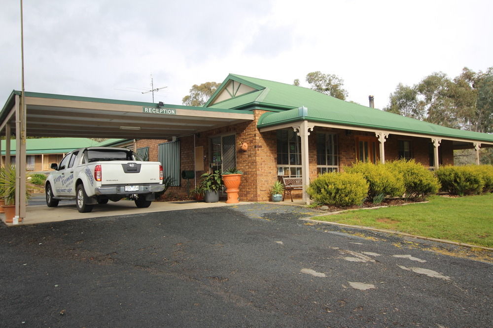 Motel Views Yackandandah Exterior foto